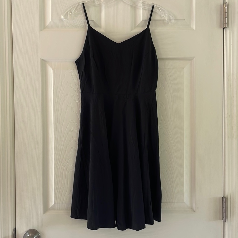 Old Navy (s) black dress.